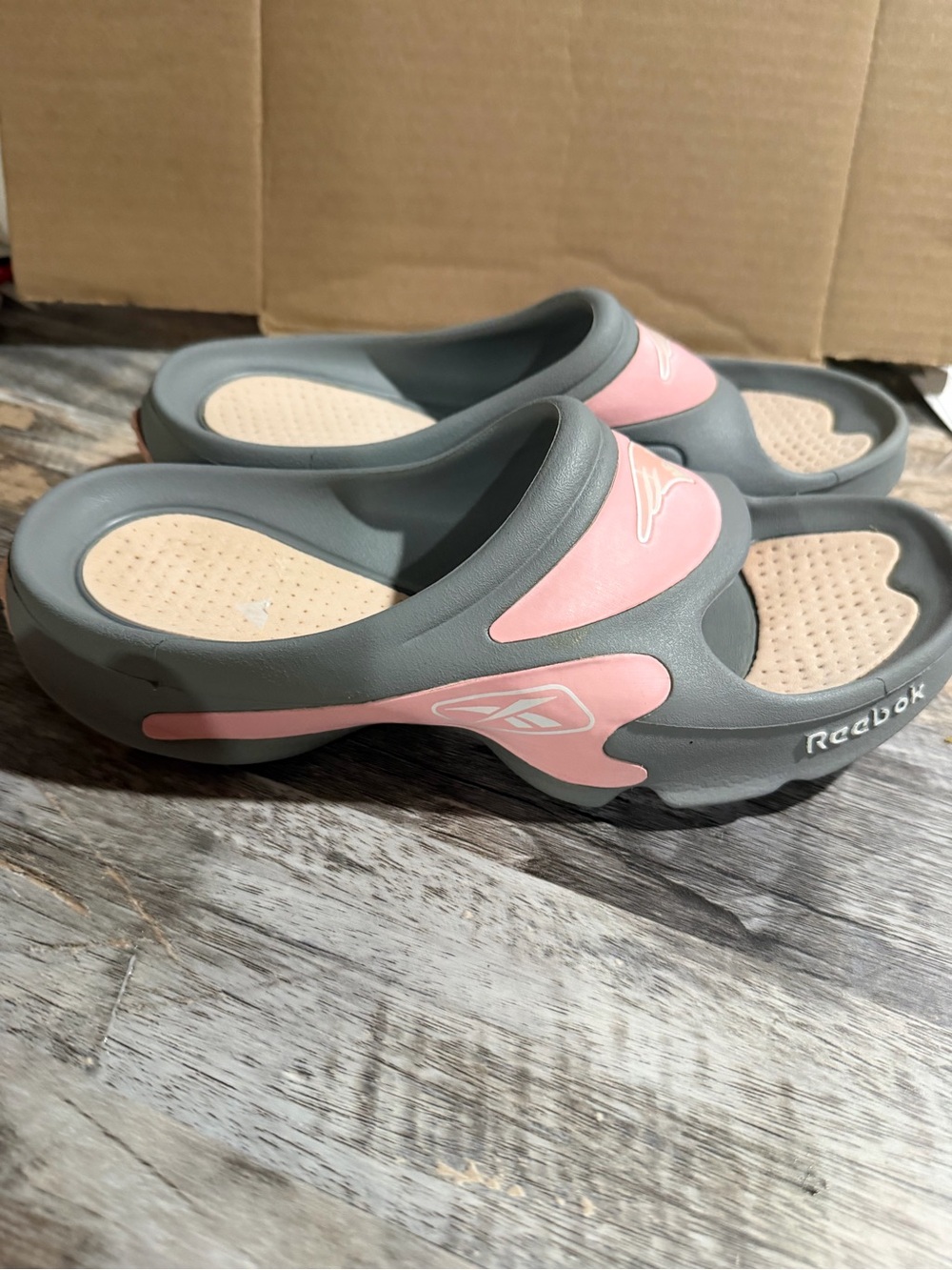 Size 8 Reebok Gray and Pink Women's Foam Slide Sandals